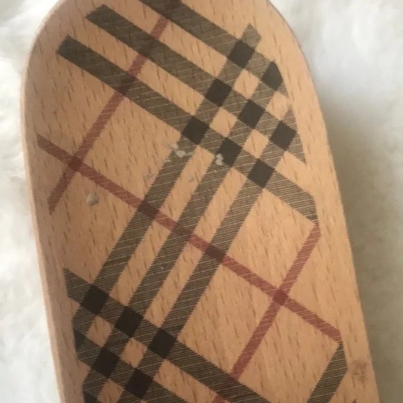 Burberry White Leather Slides - Picture 3 of 5